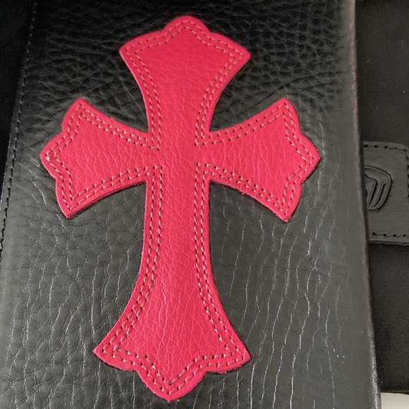 Chrome Hearts Black Leather Passport Protection - Picture 5 of 6